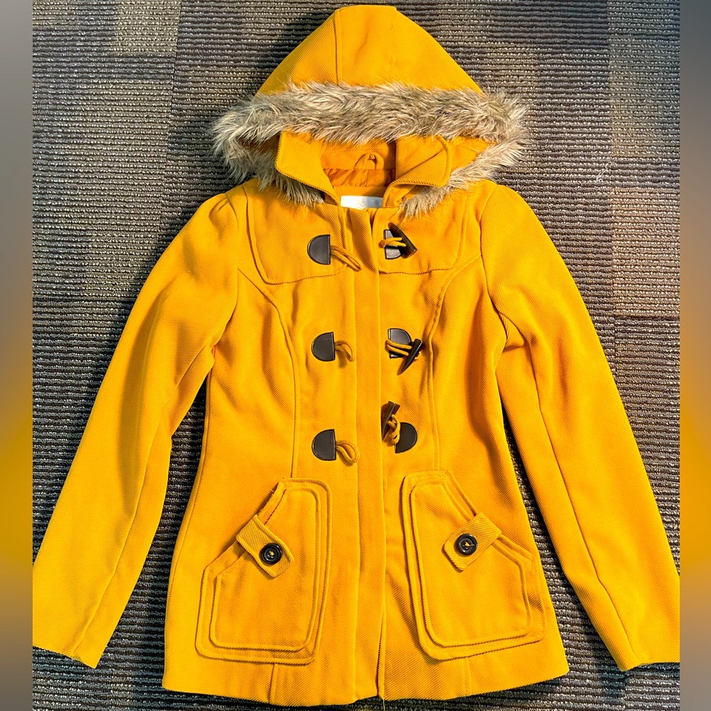 Xhilaration Women’s Gold Faux Fur Jacket Size S